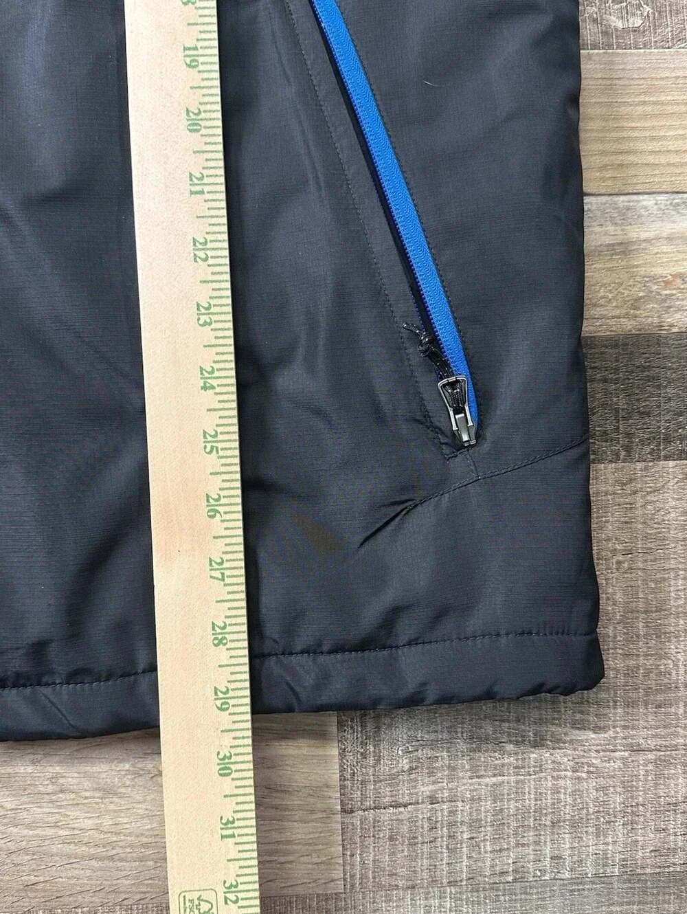 Columbia Men’s M Black Omni-Tech Insulated Winter Coat Detachable Hood Skiing